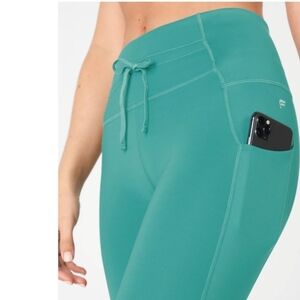 FABLETICS HIGH WAISTED ULTRA COOL 7/8 LEGGING SIZE MEDIUM EUC